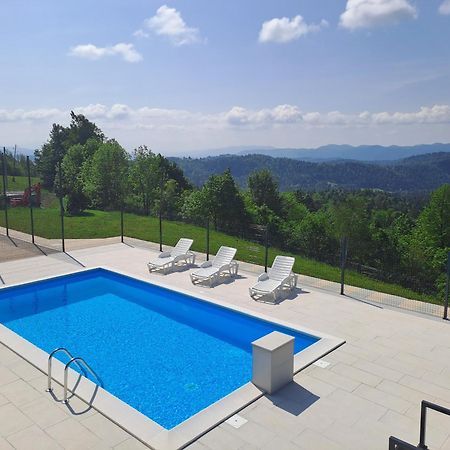 Holiday Home With Hot Tub And Sauna Sabina Rovte 외부 사진