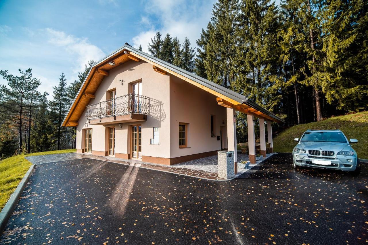 Holiday Home With Hot Tub And Sauna Sabina Rovte 외부 사진