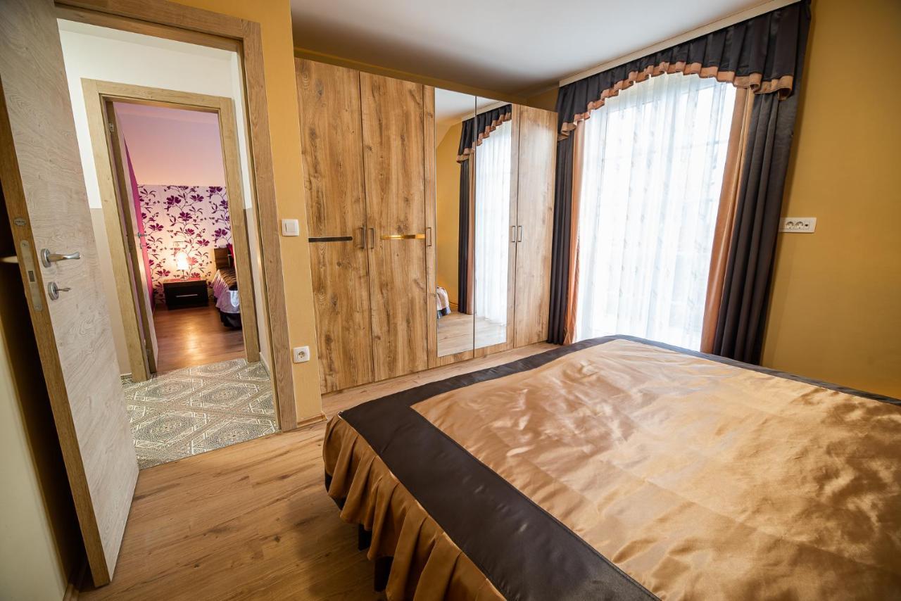 Holiday Home With Hot Tub And Sauna Sabina Rovte 외부 사진