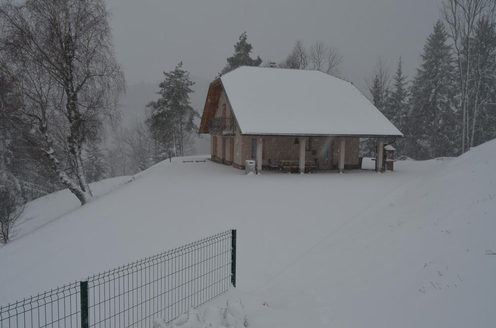 Holiday Home With Hot Tub And Sauna Sabina Rovte 외부 사진