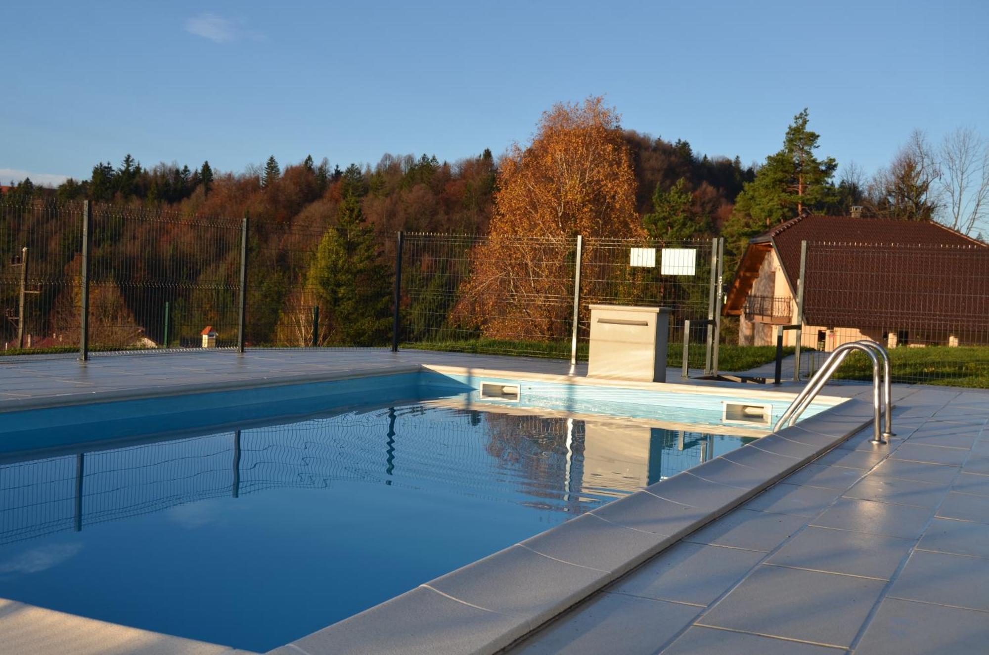 Holiday Home With Hot Tub And Sauna Sabina Rovte 외부 사진